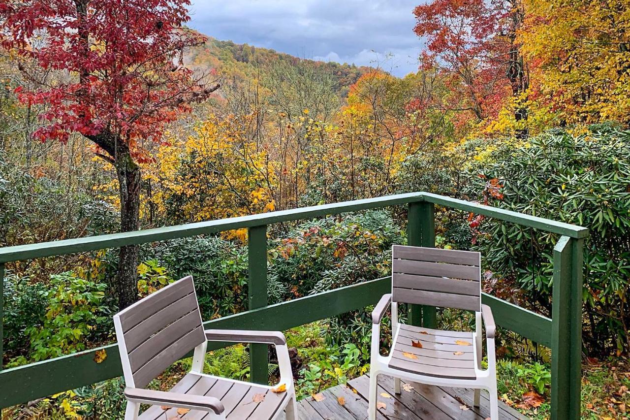 Peaceful Spruce Pine Cabin On 8 Acres With 2 Decks! Екстер'єр фото